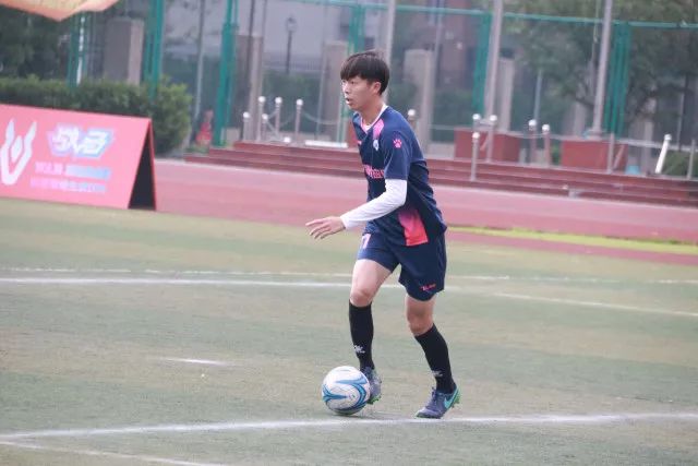 弗格34+10付豪18分 辽宁再胜新疆总比分2-0
