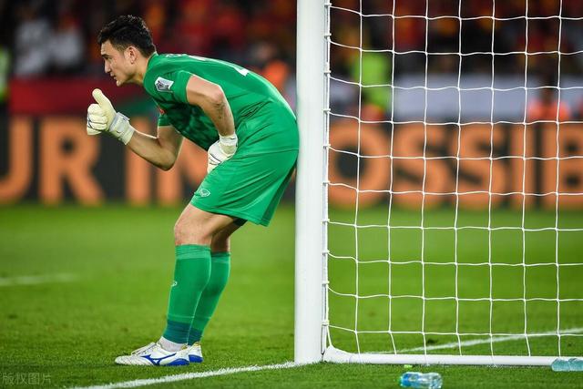 王哲林31+14刘铮16分 上海力克浙江总比分2-2